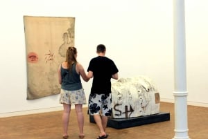 Barcelona: Museu Tàpies Indgang og udstillinger