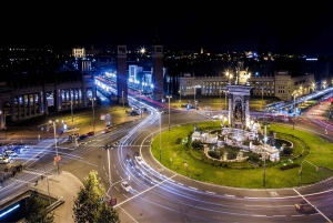 Barcelona: Night Bus Tour with Live Guide
