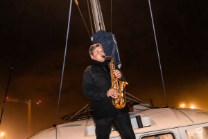 Barcelona: Nattkryssning med live saxofon och drink