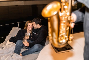 Barcelona: Nattkryssning med live saxofon och drink