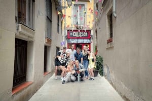 Barcelone : visite guidée des trésors cachés de la vieille ville, des tapas et des boissons