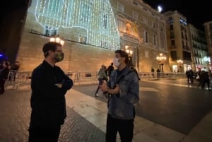 Barcelona: Old Town Evening Tour with Tapas and Drinks