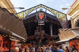 Barcelona: Barcelonan vanhakaupunki: Yksityinen kävelykierros menneeseen ja nykyhetkeen