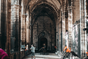 Barcelona: Barcelonan vanhakaupunki: Yksityinen kävelykierros menneeseen ja nykyhetkeen