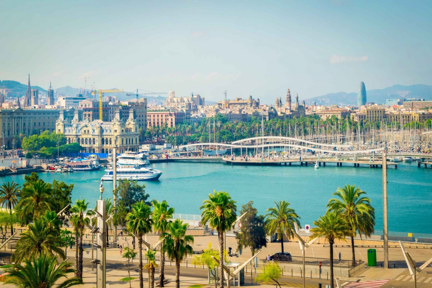 Barcelona gamleby privat vandretur med cruisebilletter