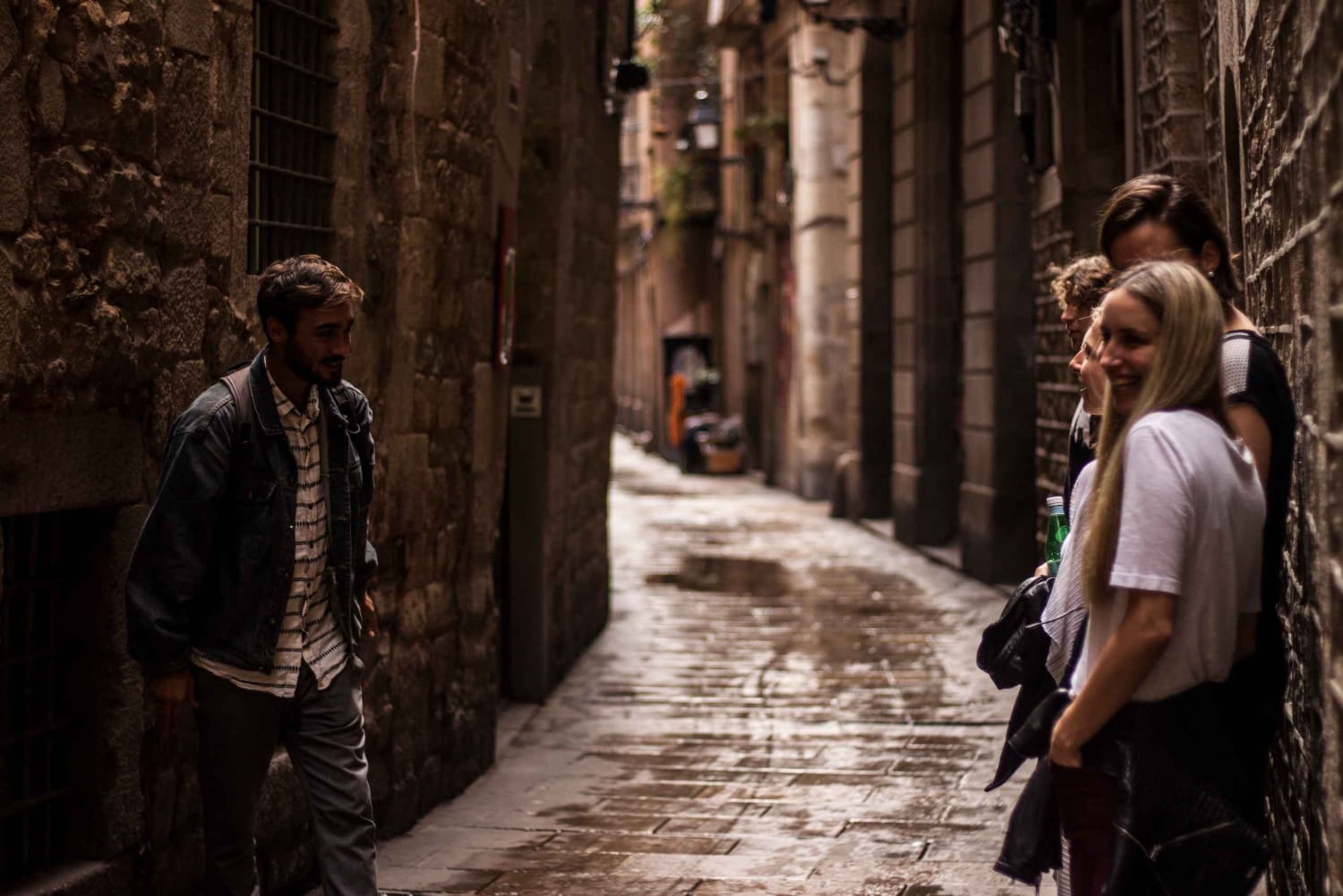 バルセロナ：旧市街タパス＆パエリアのグルメツアー（8品のテイスティング付き）