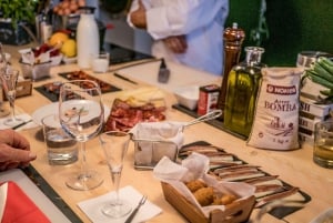 Barcelona: Paella Cooking Workshop and Market Tour