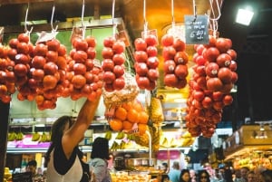 Barcelona: Paella Cooking Workshop and Market Tour