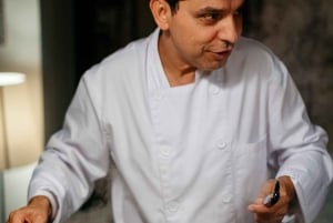 Barcelona: Paella Cooking Workshop and Market Tour