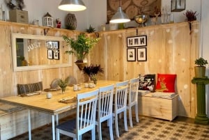 Barcelona: Paella Cooking Workshop and Market Tour