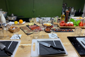 Barcelona: Paella Cooking Workshop and Market Tour