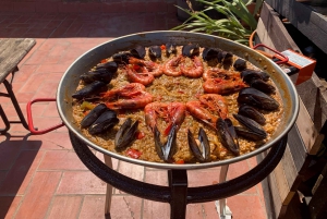 Barcelone : cours de cuisine de paella aux fruits de mer avec sangria
