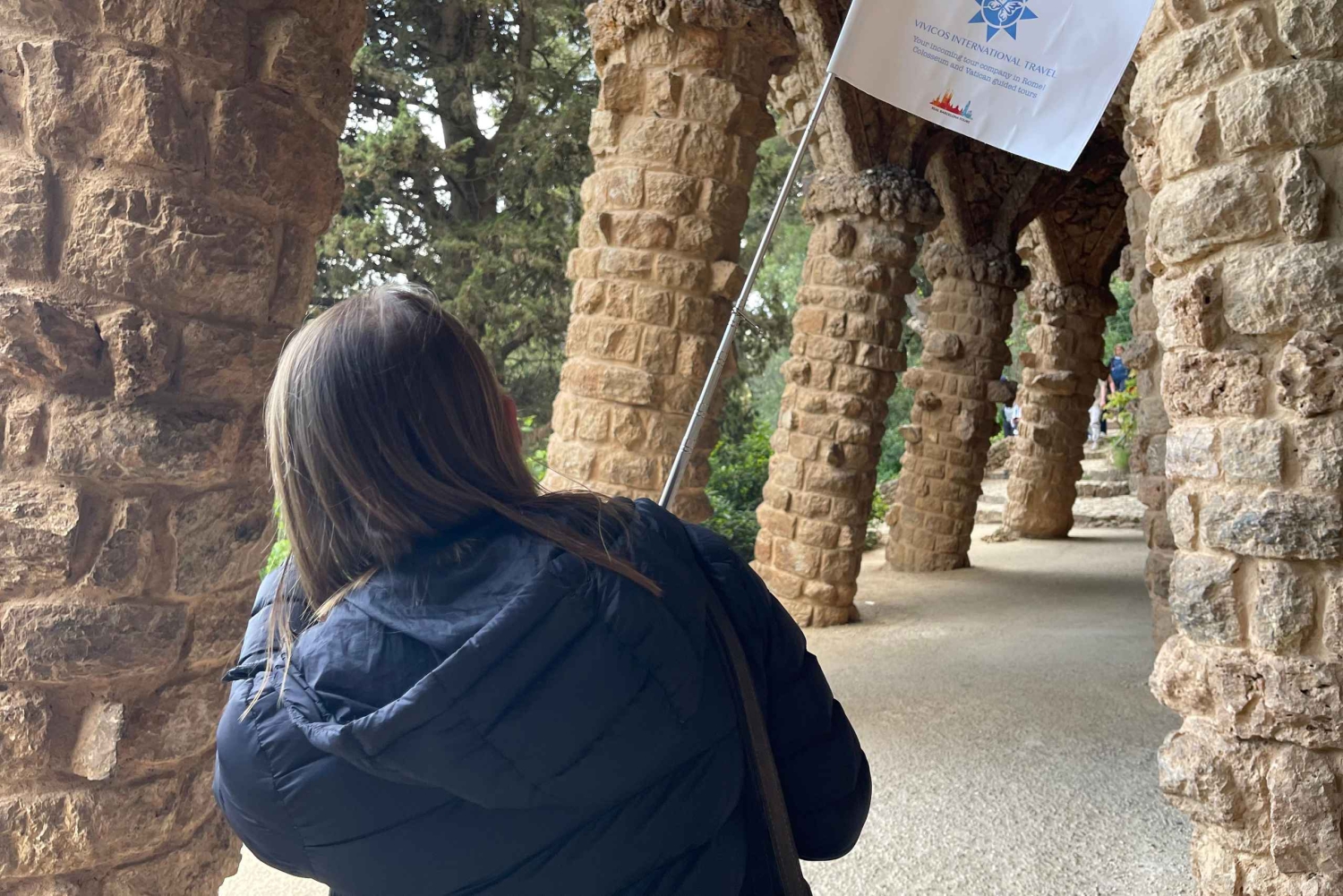 Barcelona: Guidad tur i Park Güell med hoppa över kön