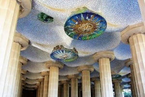 Barcelona: tour guiado por el Parque Güell con ticket de entrada sin colas