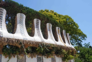 Barcelona: Guidad tur i Park Güell med förtur i kön