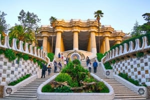 Barcelona: Park Güell Skip-the-Line Guided Tour