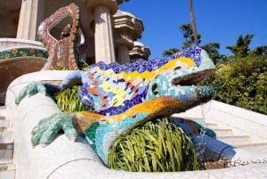 Barcelona: Park Guell Ticket & In-App Tour