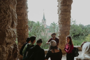 Barcelona: Park Güell & Sagrada Familia Guided Tour
