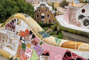 Barcelone : Visite guidée du Parc Güell et de la Sagrada Familia