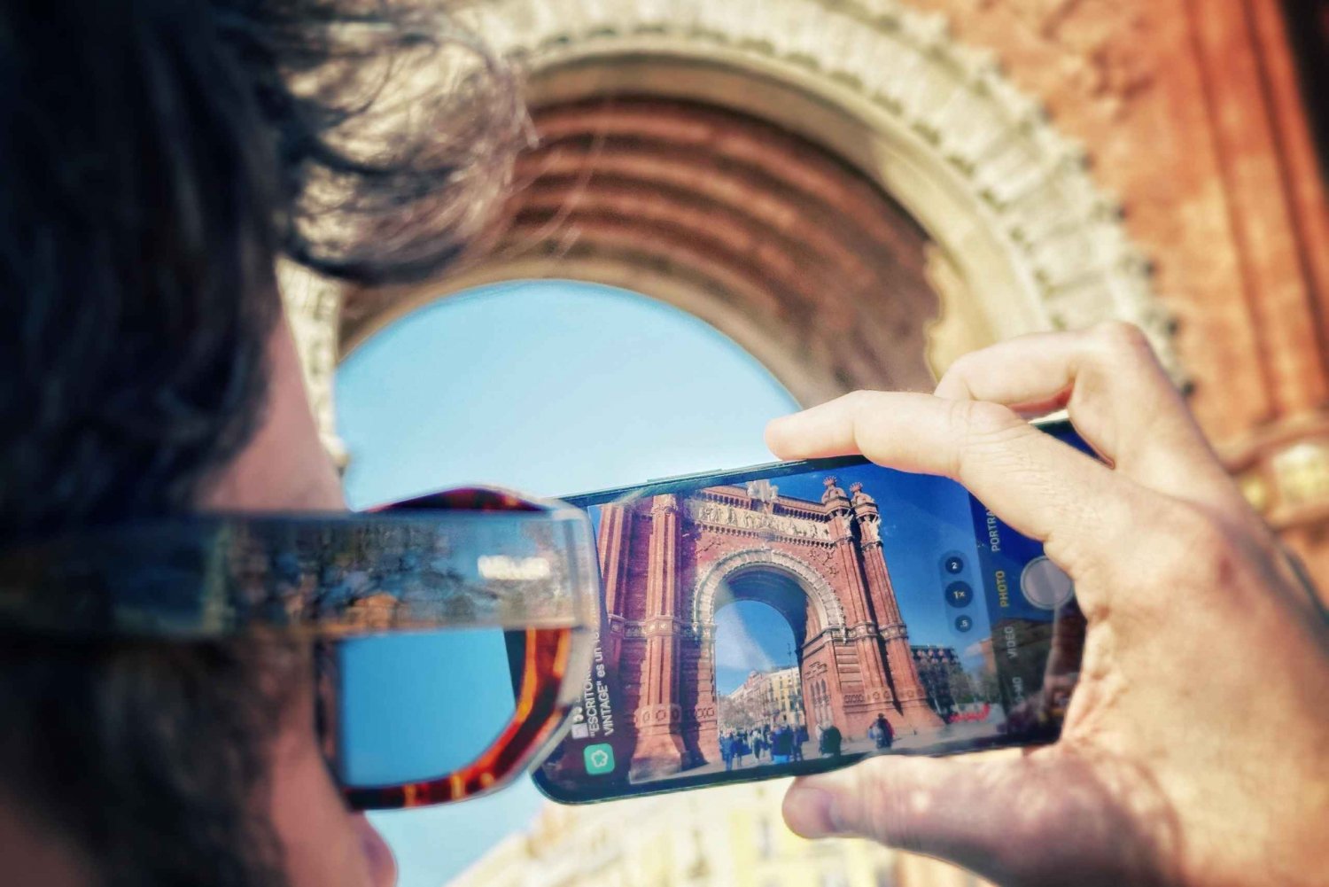 Barcelona: prywatne zajęcia z fotografii telefonicznej – park i stare miasto