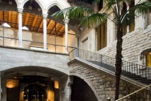 Barcelona: Picasso Walking Tour with Picasso Museum Tickets