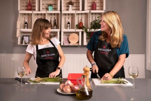 Barcelona: Premium Tapas & Paella Cooking Class