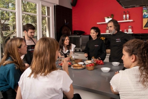 Barcelona: Premium Tapas & Paella Cooking Class