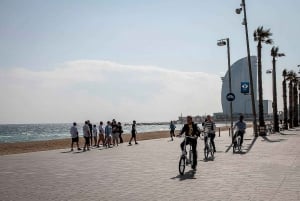 Barcellona: Tour privato dei 5 quartieri in bicicletta elettrica