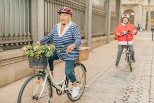 Barcelona: Privétour per fiets/eBike & Sagrada Familia Tickets