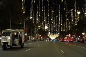 Barcelona: Prywatna świąteczna wycieczka Eco Tuk Tukiem