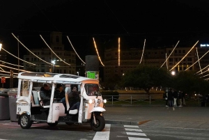 Barcelona: Prywatna świąteczna wycieczka Eco Tuk Tukiem