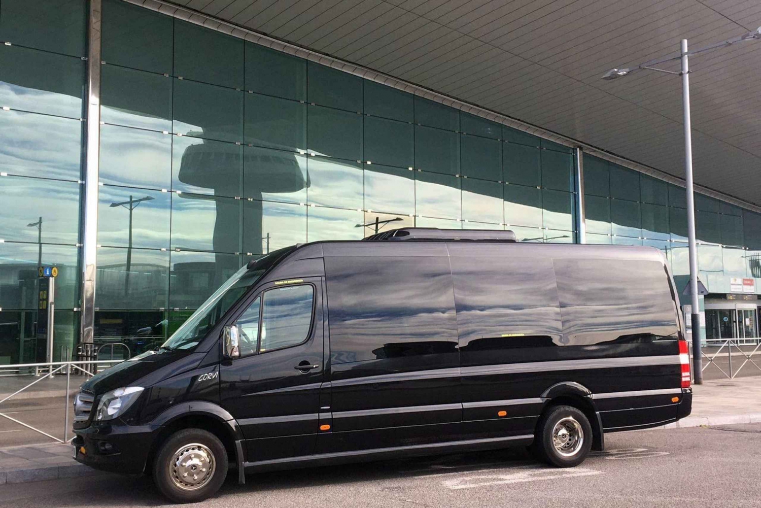 Barcelona: Private City Tour 1-16 passengers