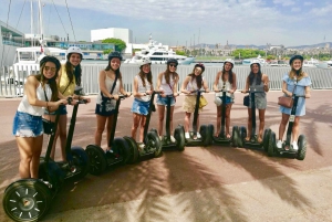 Barcelona: Privat Gaudi Guided Segway Tour