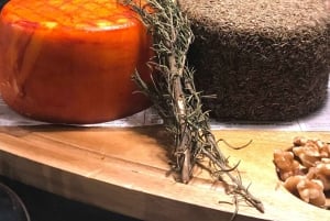 Barcellona: tour guidato privato del vermut con tapas e bevande