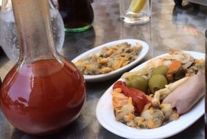 Barcellona: tour guidato privato del vermut con tapas e bevande
