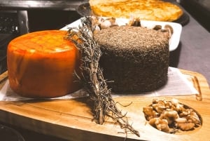 バルセロナ：タパスとドリンク付きのプライベート ガイド付きヴェルムート ツアー