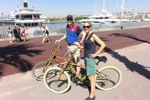 Barcelona: Private Highlights Tour by Bamboo Bicycle