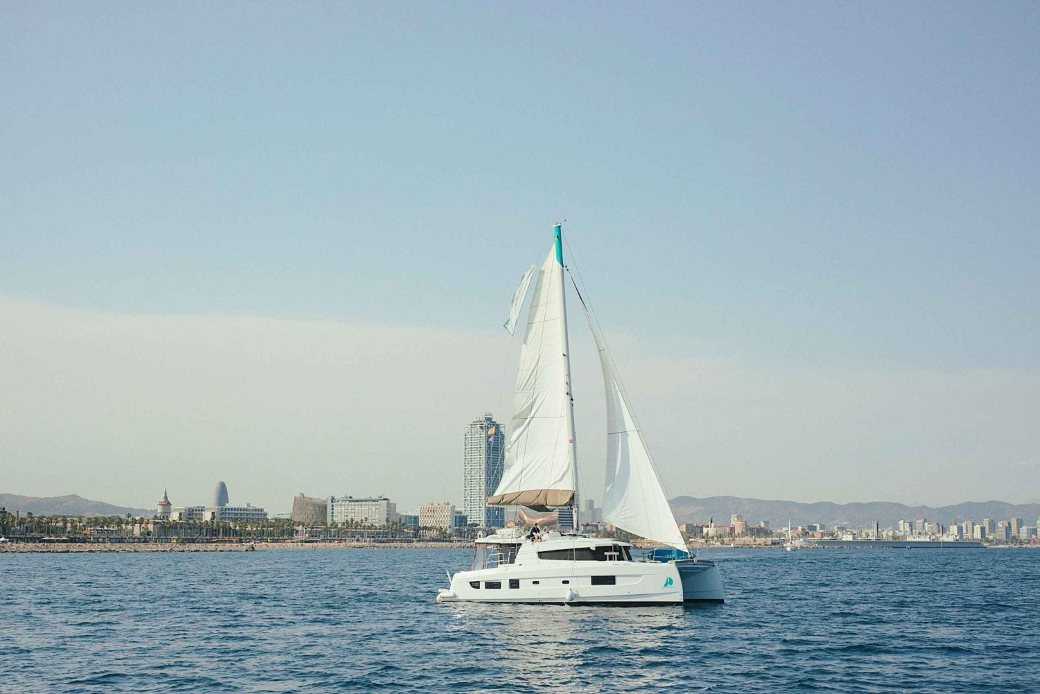 Barcelone : catamaran de luxe privé