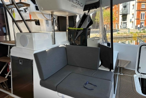 Barcelona: Private luxury ocean catamaran excursion