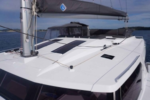 Barcelona: Private luxury ocean catamaran excursion