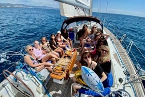 Barcellona: Tour privato di lusso in barca a vela