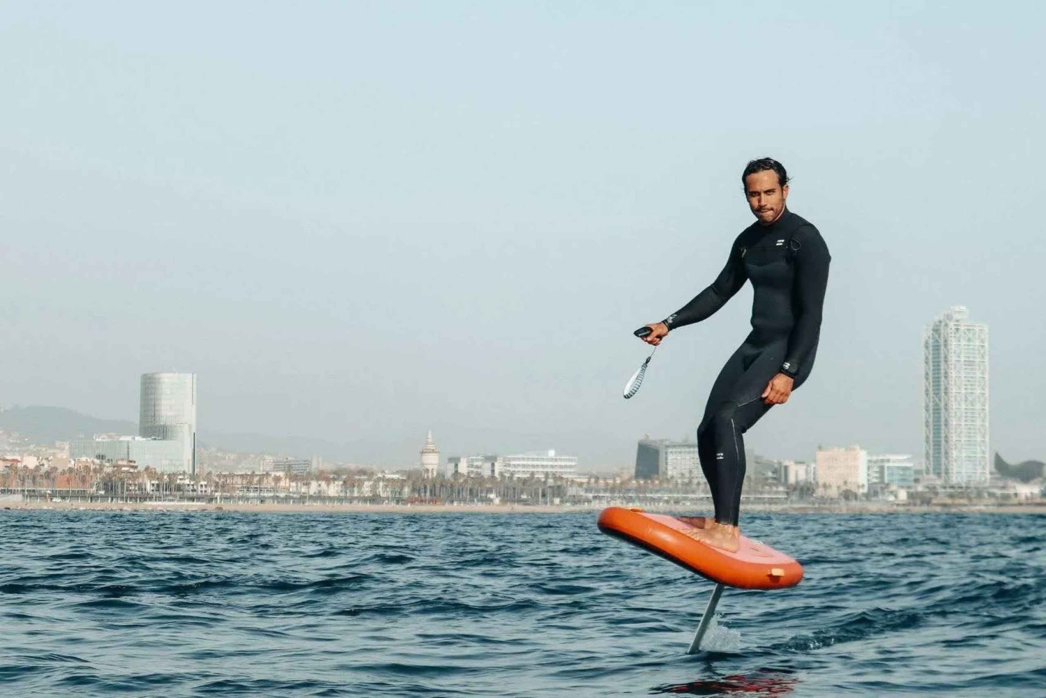 Barcelona: Privat motorbåt med dryck och mat