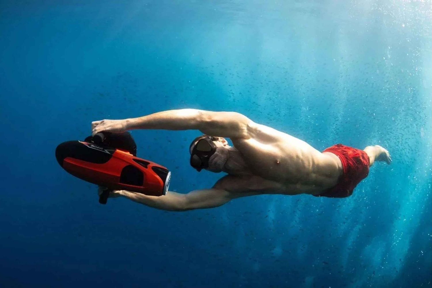 Barcelona: Privat motorbåt med dryck och mat