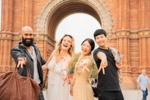 バルセロナ：凱旋門でのプライベート写真撮影