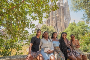 Barcelona: Familia Sagrada Familia -kirkossa.