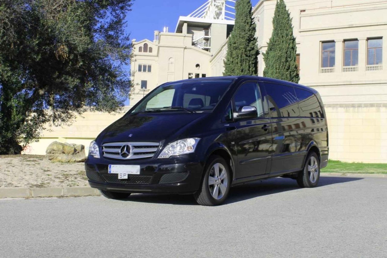 Barcelona Private Transfer Between Sants Station & City