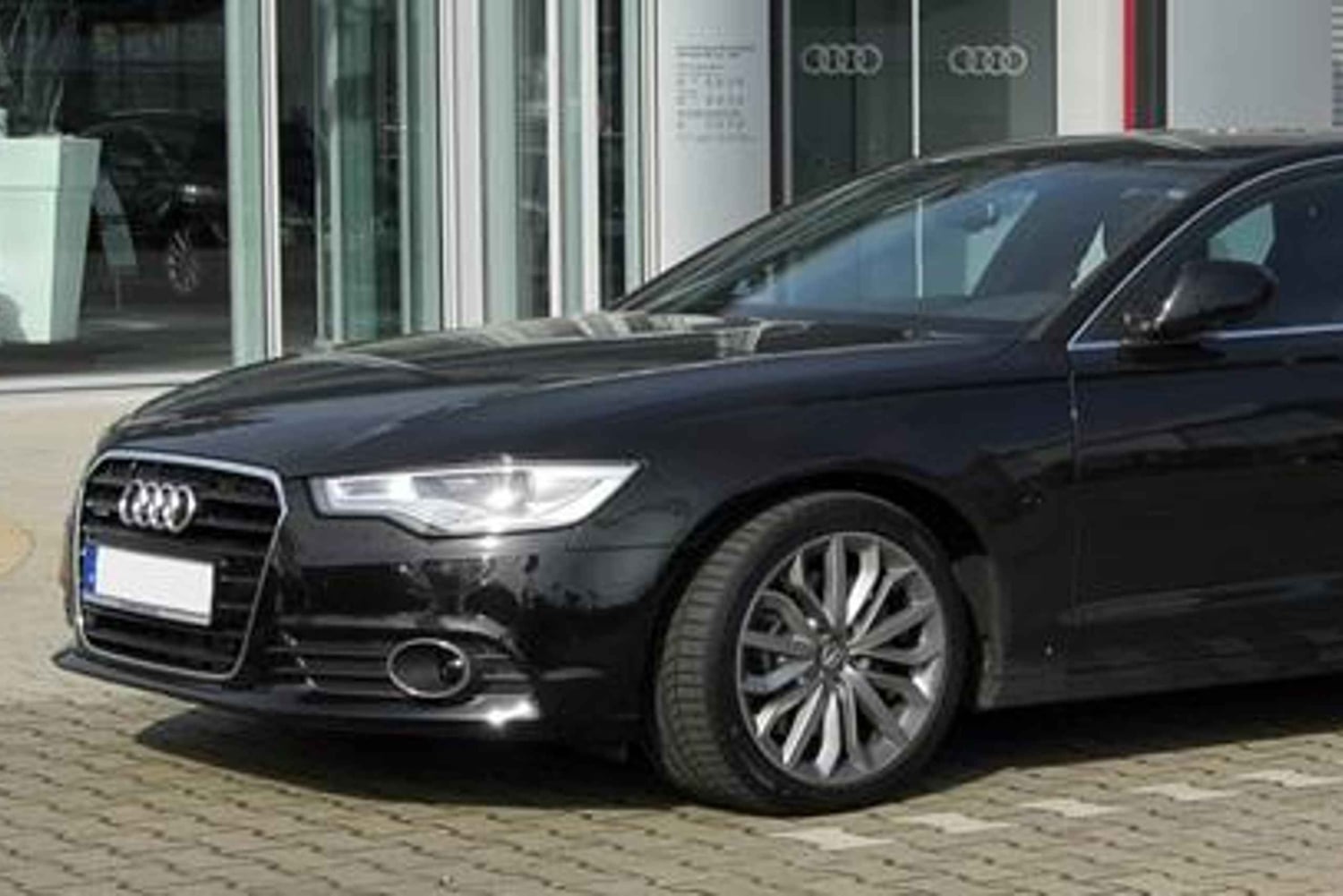 Barcelona privat transfer mellan Sants Station & City