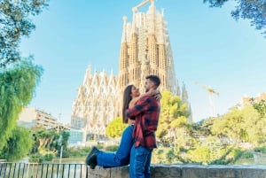 Barcellona: Il tuo servizio fotografico privato alla Sagrada Familia