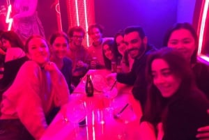 Barcelona Pub Crawl by KING - Experiência de festa na vida noturna