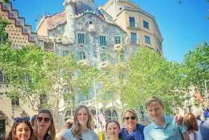 バルセロナ：ランブラス通り、旧市街、ガウディの住宅 ウォーキングツアー